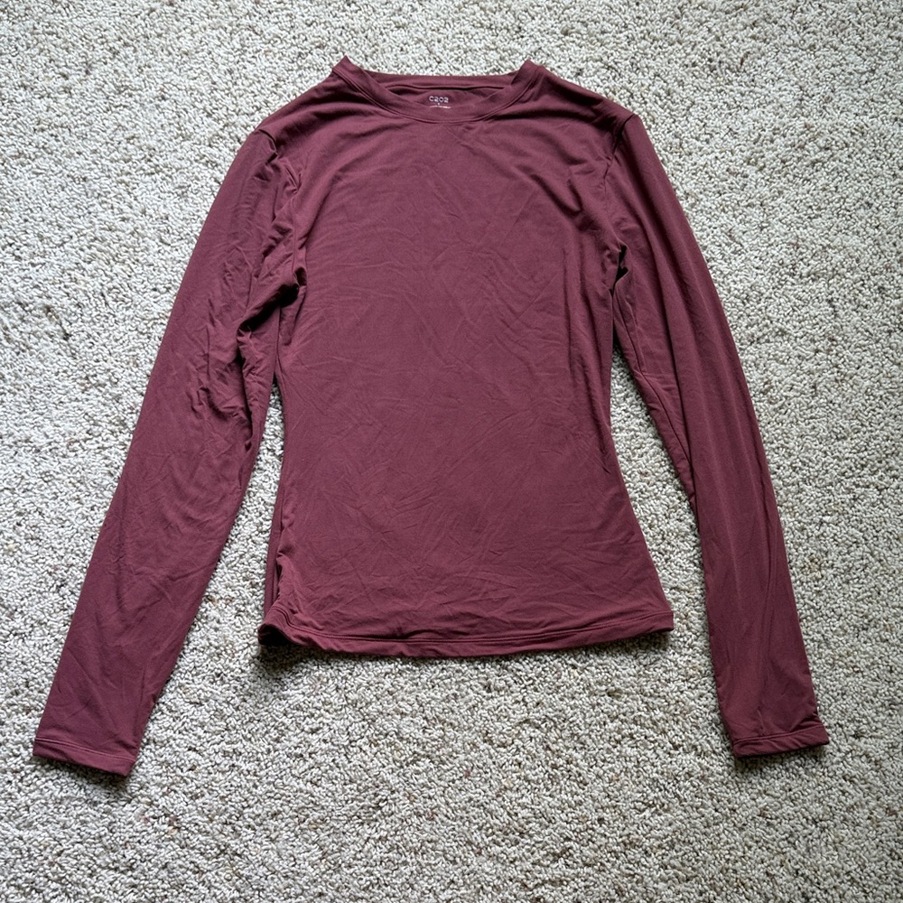 Amazon Women's Long Sleeve Tee in Wine